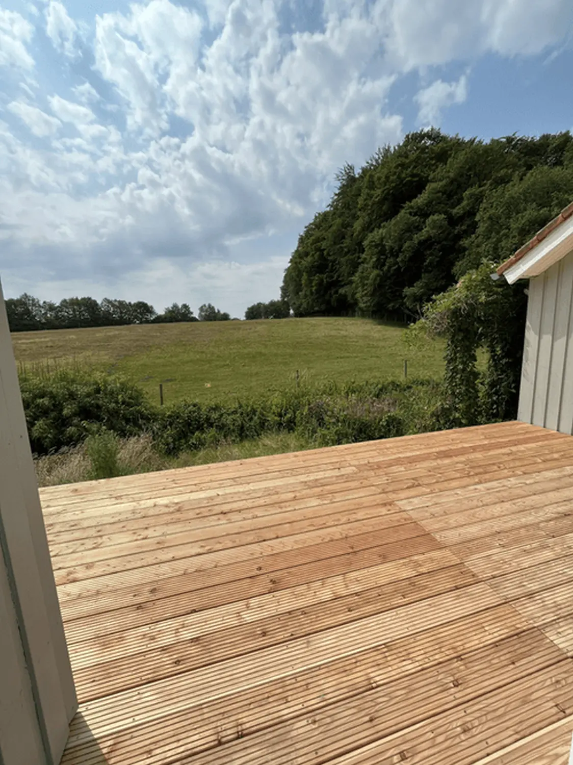 Terrassen - Hartholz Zimmerei & Dachdeckerei